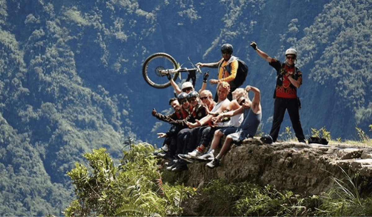 Biking Death Road: adrenalina extrema desde La Paz
