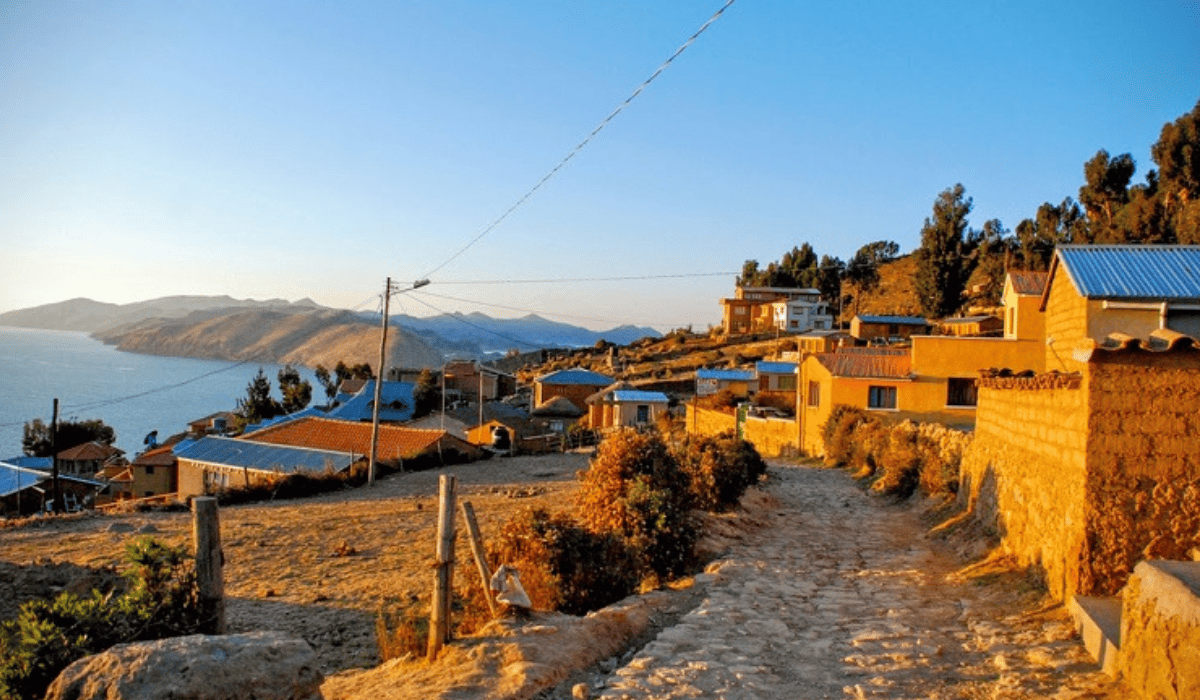 Copacabana, Lago Titicaca + Isla del Sol - Tour de 2 Dia